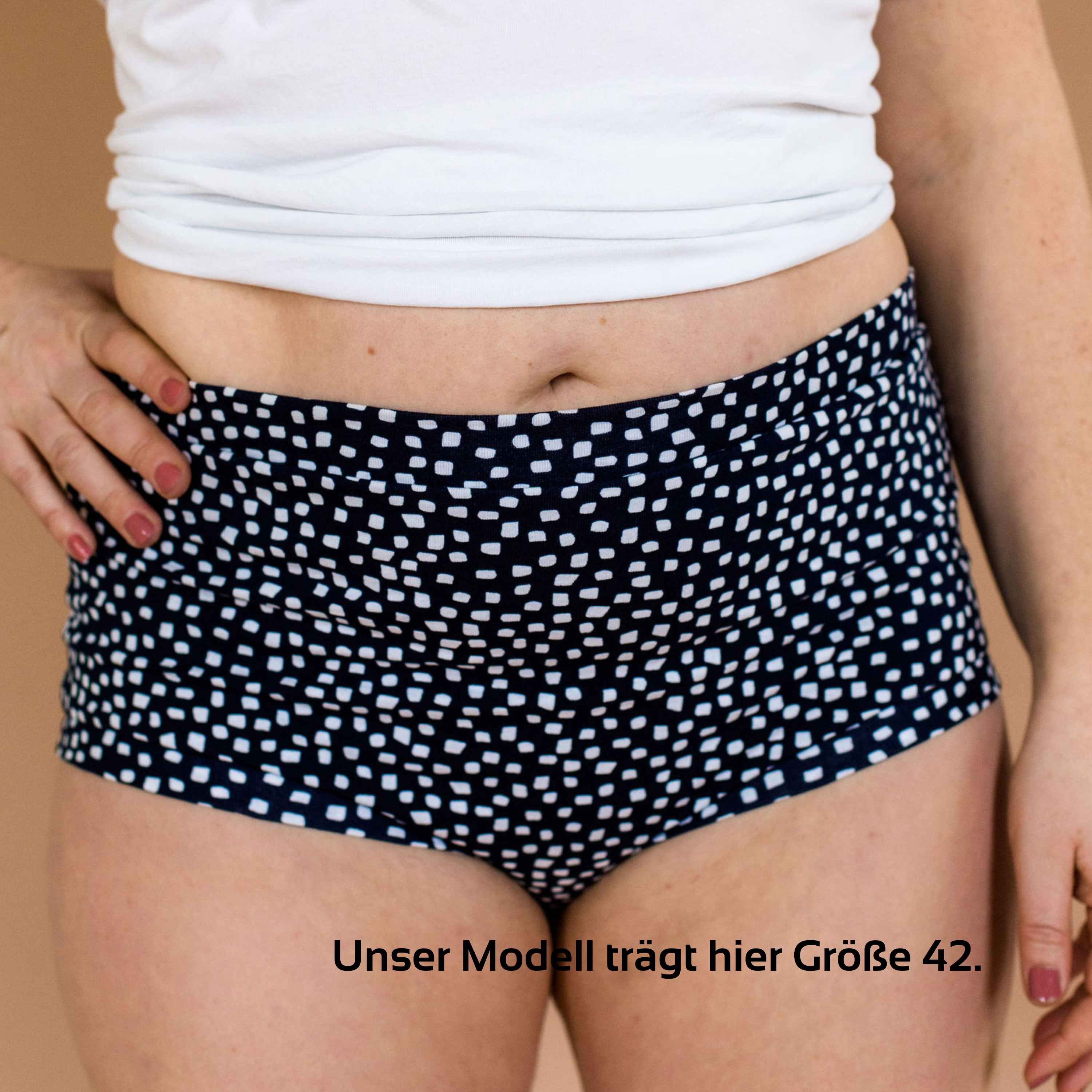 Periodenslip Cara - Tragebild von vorn