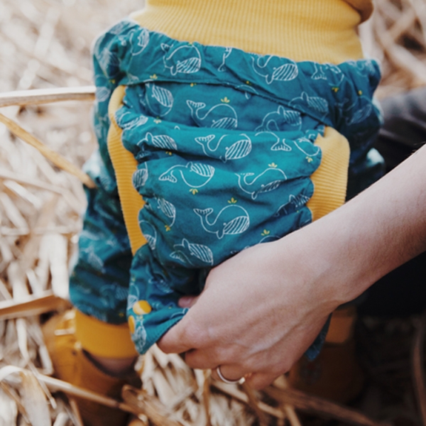 Whale" hold-away trousers (organic cotton)
